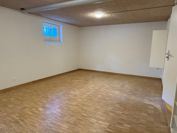 Local d'env. 6 m2 au réf. inférieur 2