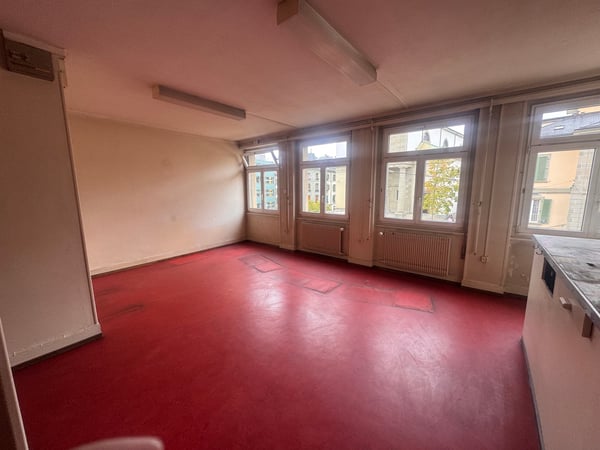 Local commercial d'env. 47 m2 au 3ème étage 2