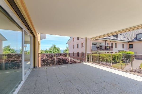 Neuwertige Wohnung mit ansehnlichen Flächen 7