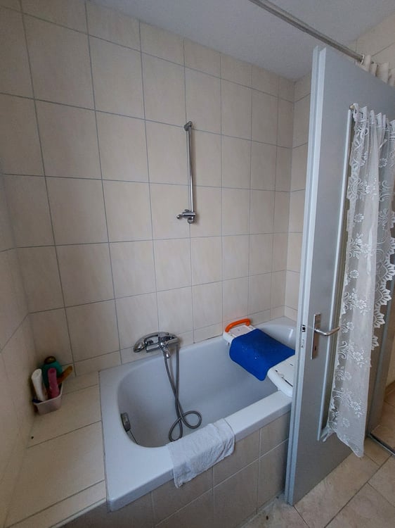 hübsch und neu renoviert 6