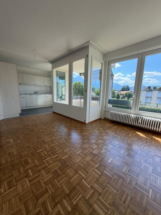 Grosszügige Wohnung in Thun 4