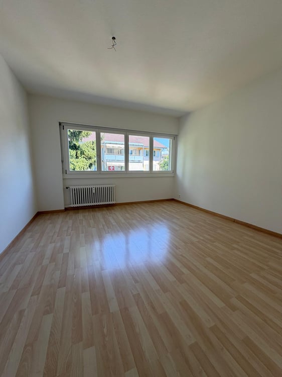 Grosszügige Wohnung in Thun 5