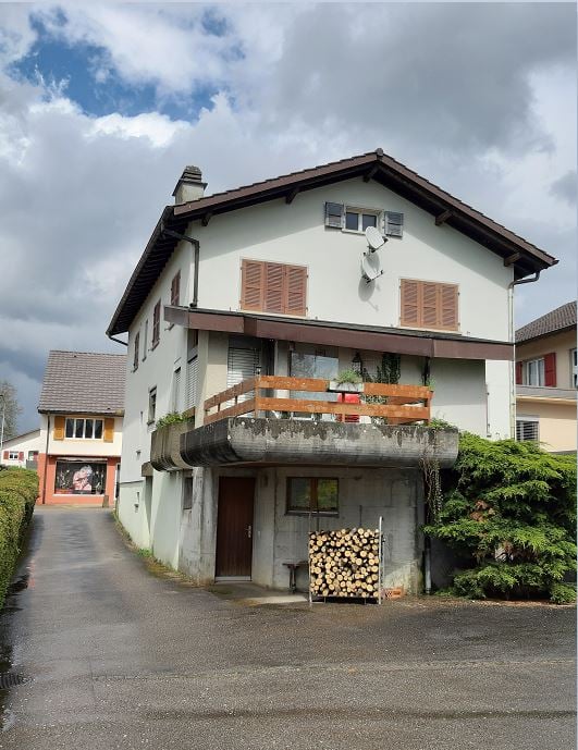 Im geschichtsträchtigen Courgenay 2