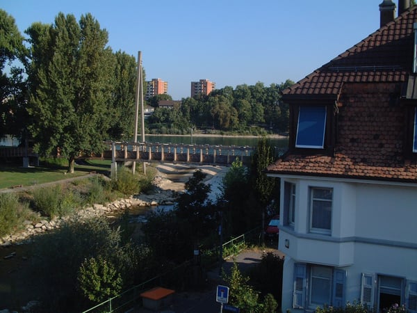 Schöne 3,5-Zimmer-Maisonette-Dachwohnung Nähe Birs mit Sicht zum Rhein 8