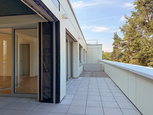 Wohnen mit Stil und Ausblick – 3.5-Zimmerwohnung an beliebter Lage in Zürich 4