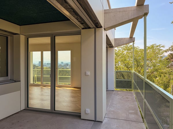 Wohnen mit Stil und Ausblick – 2.5-Zimmerwohnung an beliebter Lage in Zürich 2