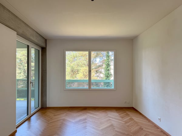 Wohnen mit Stil und Ausblick – 2.5-Zimmerwohnung an beliebter Lage in Zürich 6