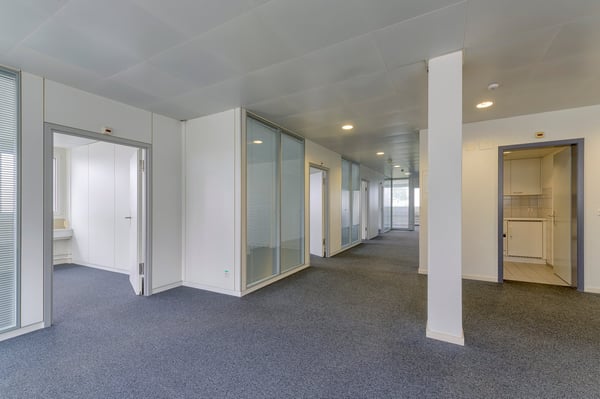 Attraktive Büro-/Gewerbe sowie Lagerflächen an gut erschlossener Lage in der Nähe von Luzern 3