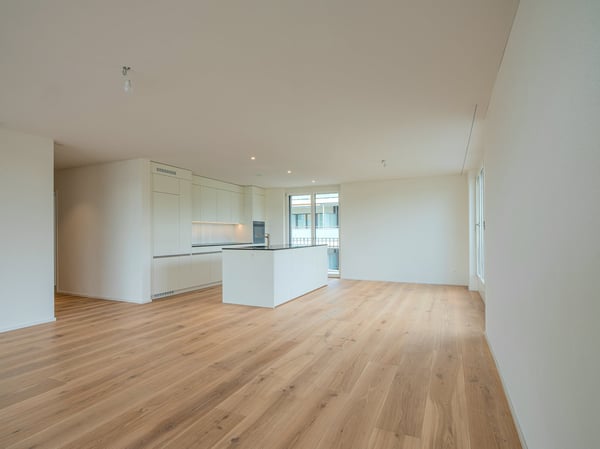 Erstvermietung: exklusive 4,5-Zimmer-Wohnung im Eigentumsstandard mit grosszügigem Grundriss 2