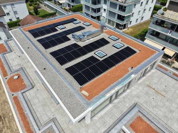 Erstvermietung: Einzigartige Attikawohnung mit Aussicht über das Reusstal 15