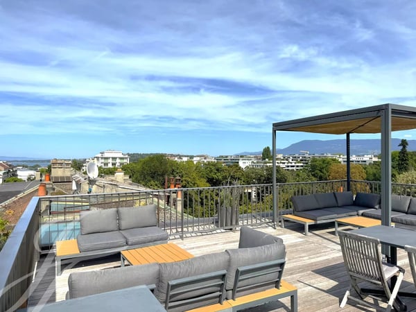 Volume, elegance, location: an exceptional trio 1