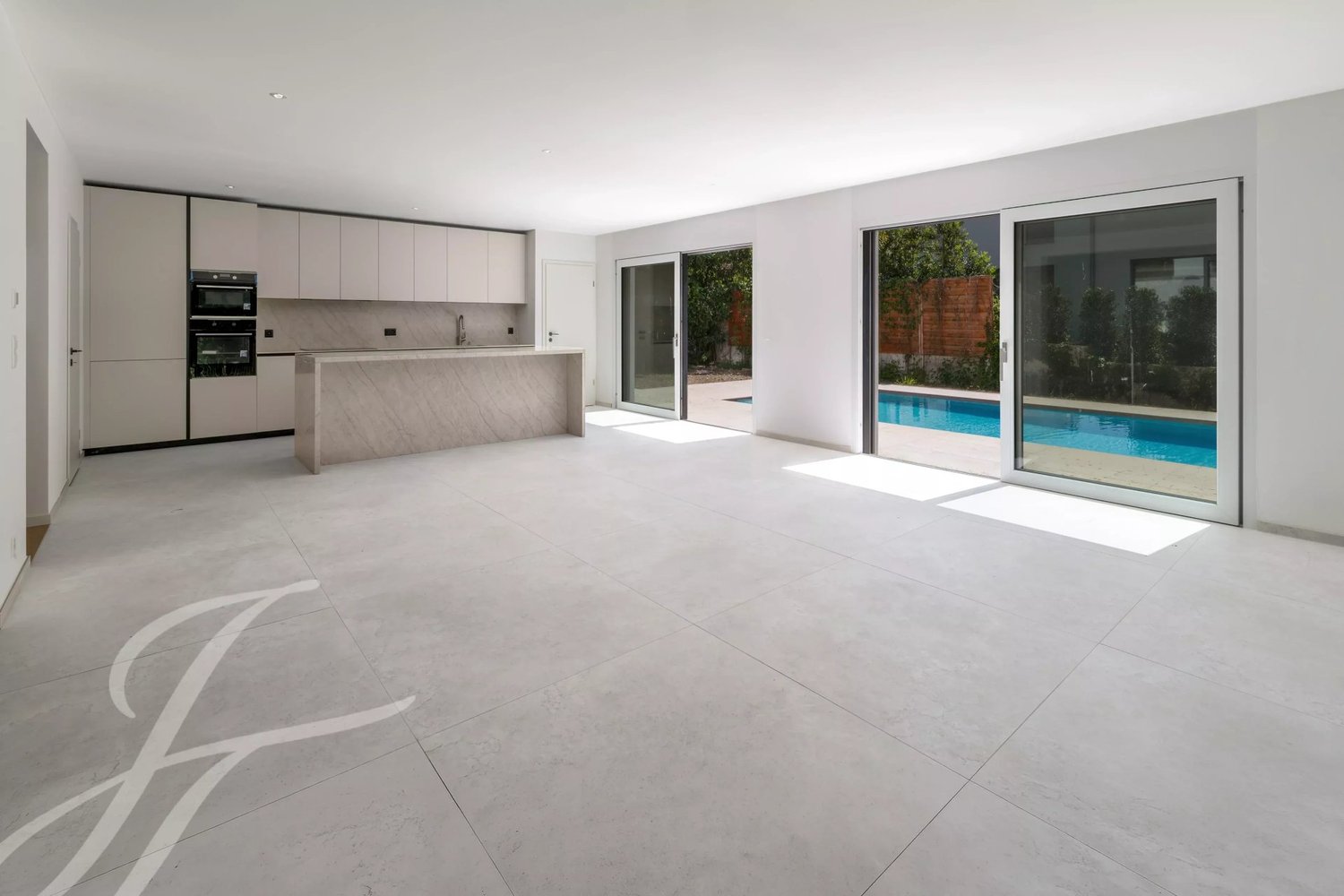 Immobilie in Collonge-bellerive - A few steps from the lake shore: Renovated villa with swimming pool - Bild 4