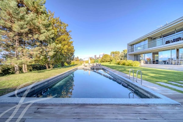 Sumptuous contemporary villa in the heart of Cologny 12