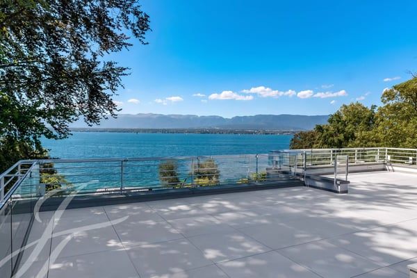 The privilege of an exceptional panoramic view 3