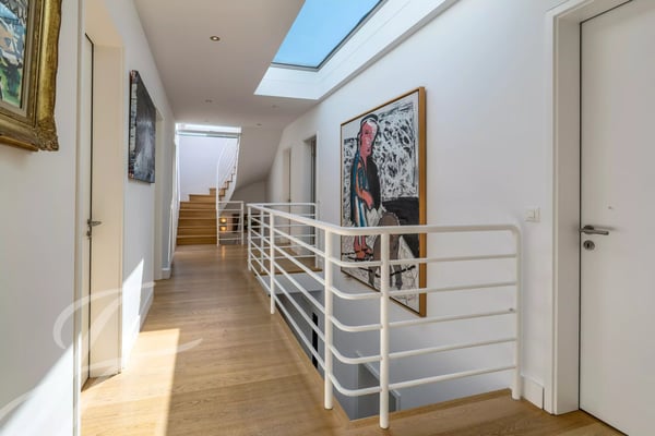 The privilege of an exceptional panoramic view 10