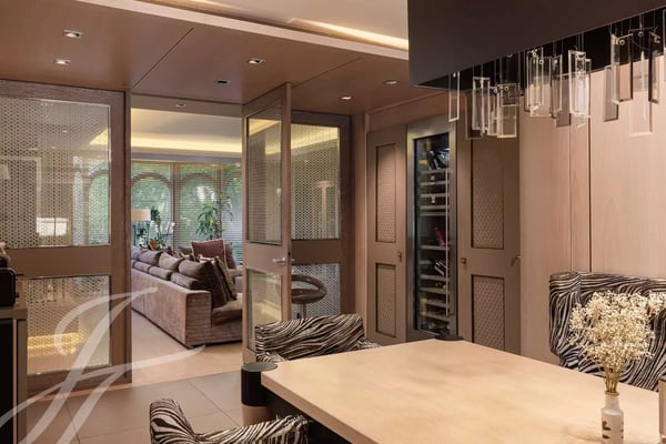 EXCLUSIVE - Luxury and serenity in the heart of Conches 3