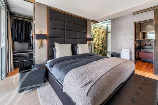 Bright villa in a residential area 12