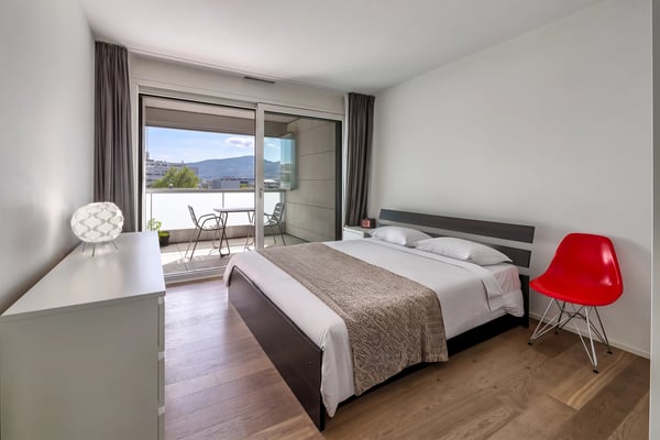 Apartment on a high floor with an unobstructed view 6
