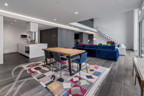 Elegant duplex near the lake 5