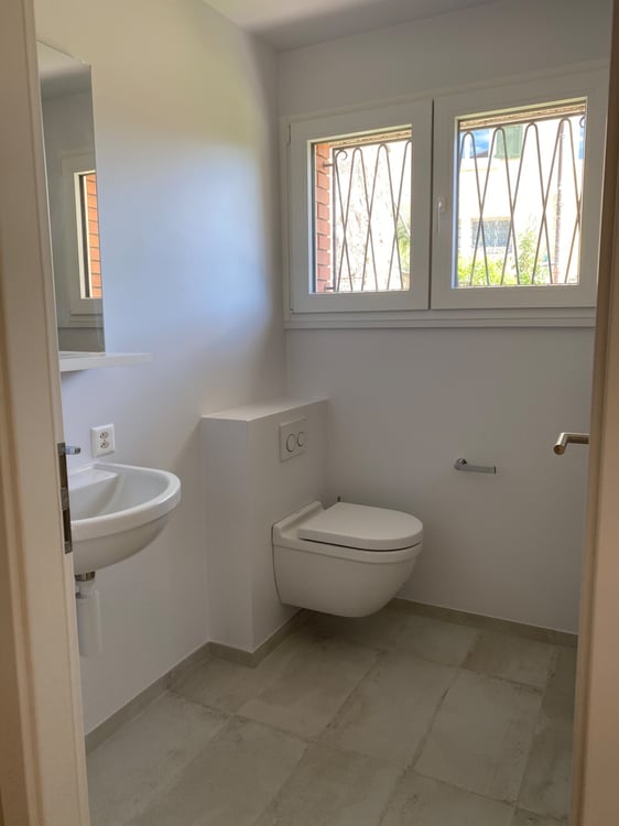 Appartement de 4.5 pièces au rez inférieur avec jardin - Route des 3