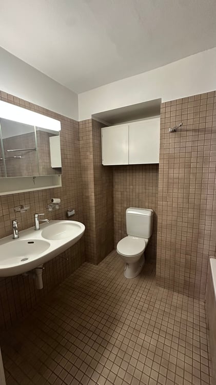 Lausanne - Avenue de Rumine 50 - appartement de 3.5 au rez inférieur 3