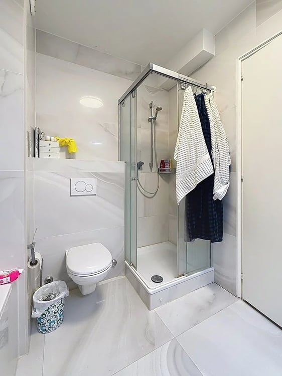 Très bel appartement traversant avec 2 balcons 8