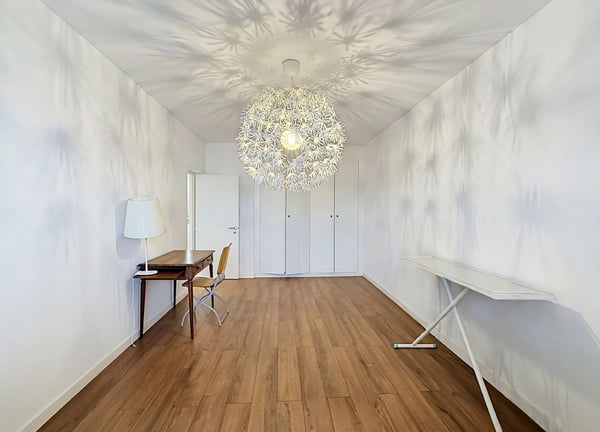 Appartement spacieux et lumineux avec 2 balcons 9