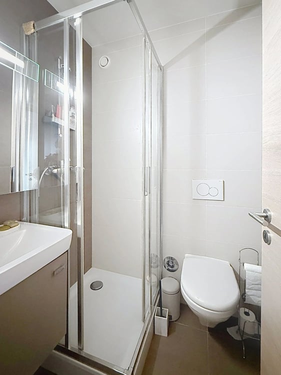 Très bel appartement moderne avec terrasse 8