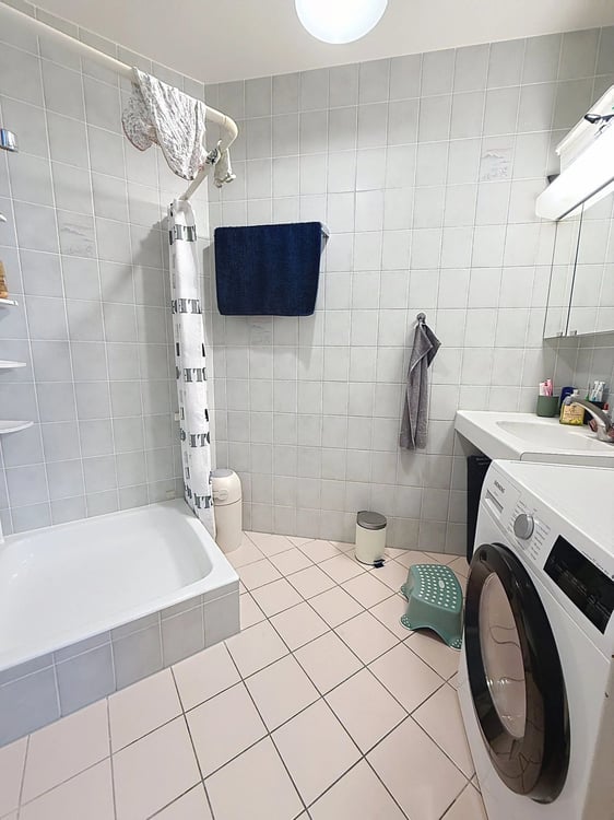 Très bel appartement spacieux et lumineux avec loggia 8