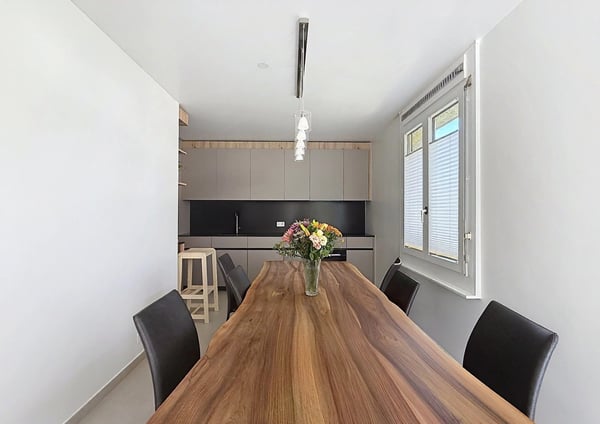 Très bel appartement spacieux et lumineux avec loggia 4