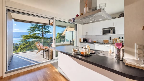 Exclusivité - Magnifique 2 pièces avec vue imprenable sur le Lac 4