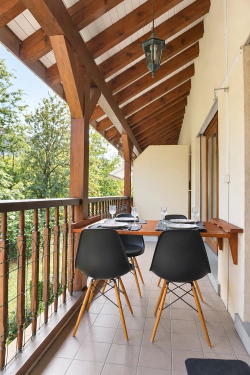 Bel appartement de 4 pièces à Veyrier, 90 m², 2 chambres au bénéfice du Casatax. 2