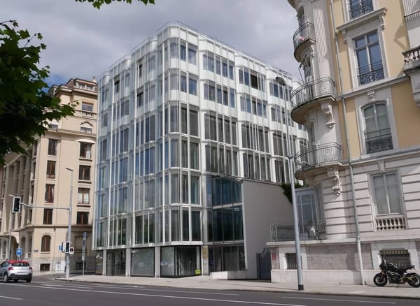 Belles surfaces administratives avec vue sur le lac 1