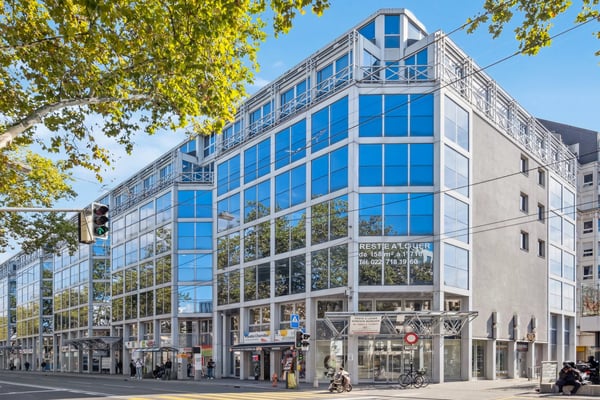 Surfaces administratives aménagées aux Charmilles 2