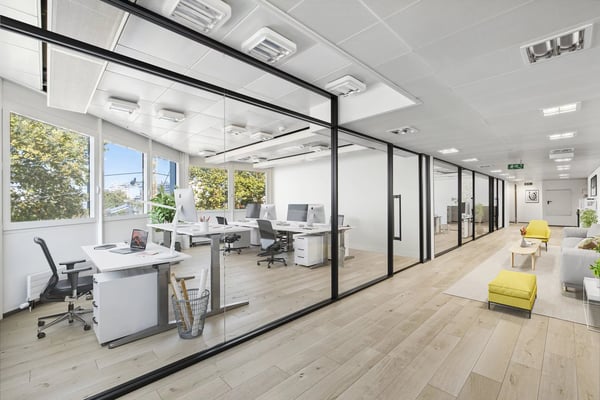 Surfaces administratives aménagées aux Charmilles 8