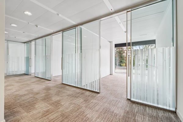 Surfaces commerciales à l'Avenue du Bouchet 2-12 9