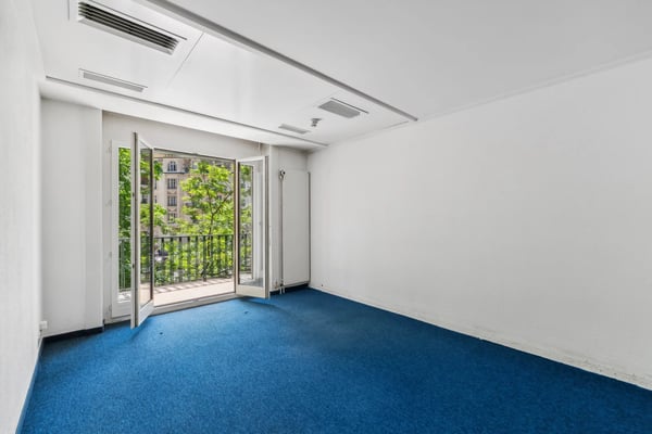 Belles surfaces à louer à Malagnou 8