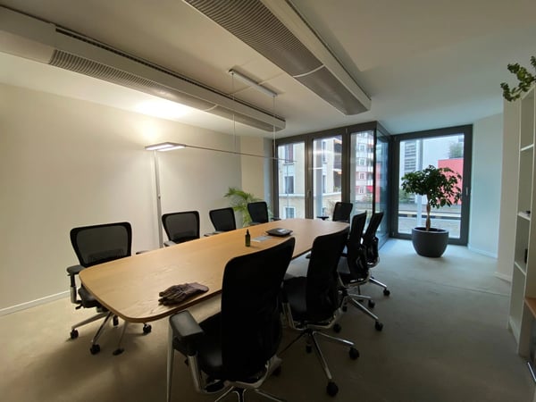 Belles surfaces administratives aménagées 10