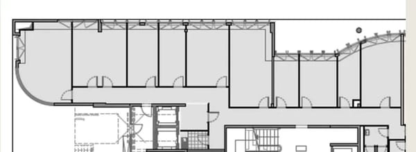 Bureaux aménagés à proximité de l'aéroport 9