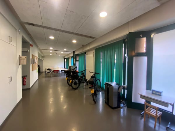 Arcade dans un quartier résidentiel 11