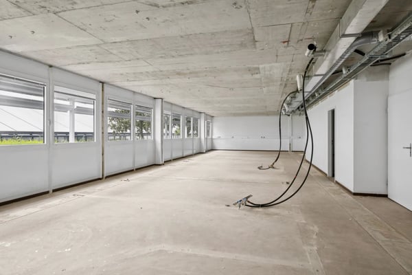 Surfaces administratives aux Charmilles 9