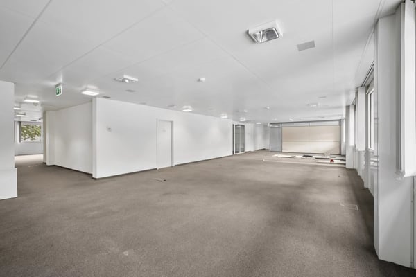 Surfaces administratives aux Charmilles 6
