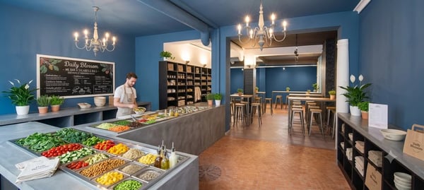 Arcade commerciale dans un environnement privilégié à Carouge 6