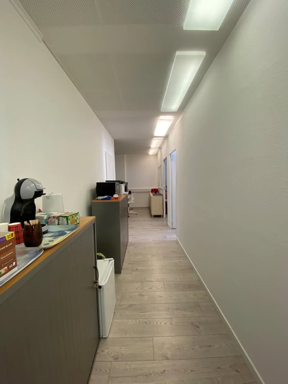 Surfaces de bureaux aménagées idéalement situées 6