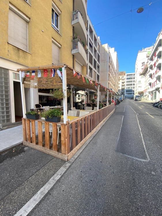 Arcade commerciale à vendre - Affectation restaurant 1