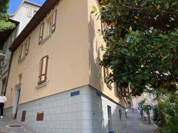 Immeuble de rendement rénové au coeur de Montreux, à côté du Palace 3