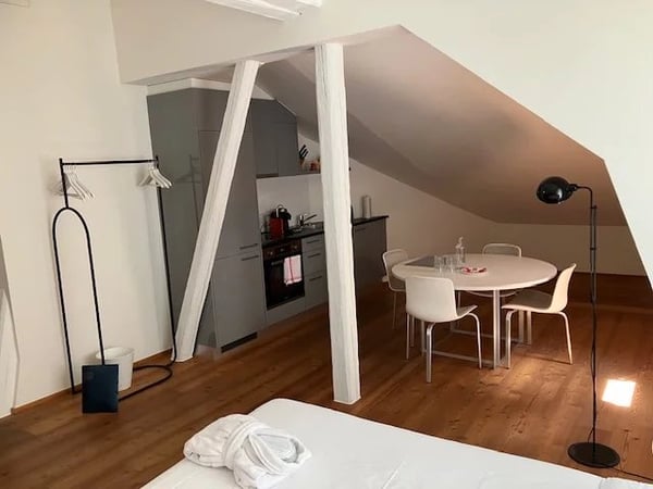 Immeuble de rendement rénové au coeur de Montreux, à côté du Palace 4