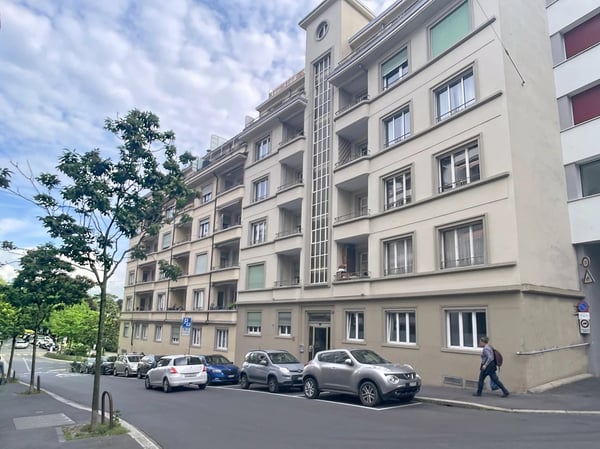 Hyper centre - Appartement de charme de 2,5 pièces au cachet d'antan 1