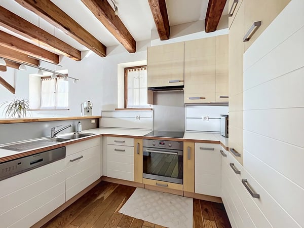 Appartement de charme de 5,5 pièces en duplex 10