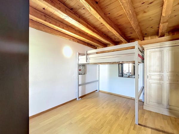 Appartement de charme de 5,5 pièces en duplex 12